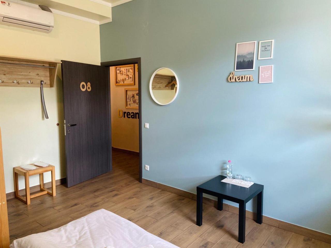 Dream Hostel Khmelnytskyi Luaran gambar