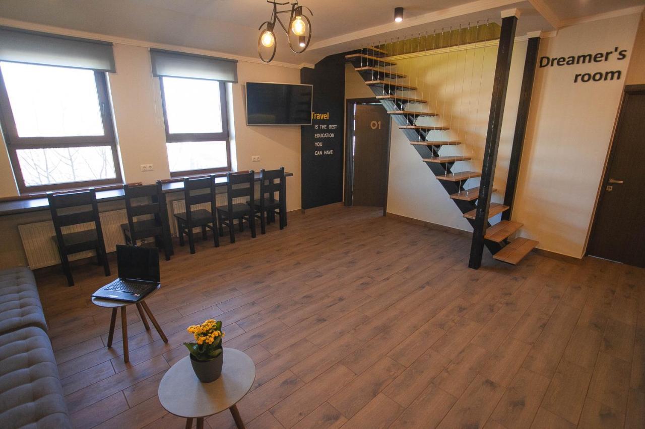 Dream Hostel Khmelnytskyi Luaran gambar